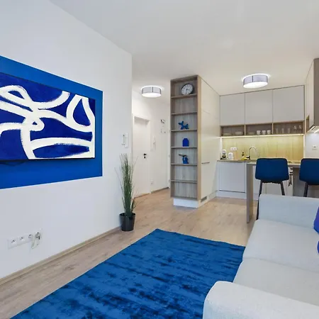 Lam Blue Ac - Balcony * Bratislava