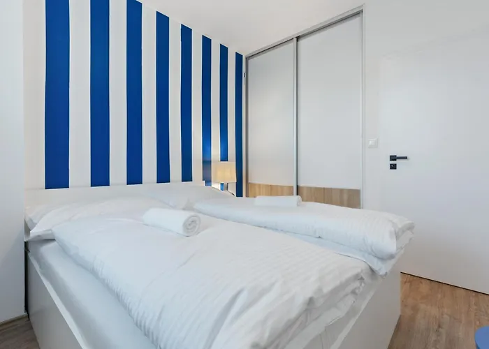 Lam Blue Ac - Balcony